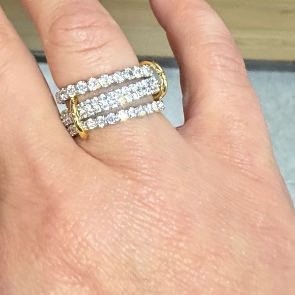 18k 3-Row Stack Ring - Picture 3 of 9